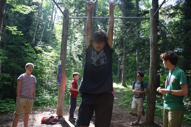 Village Camps International Summer Camp Leysin, Switzerland 2025-08-09 https://www.villagecamps.com/journals_admin/images/685-23-obstacle course (2).jpg